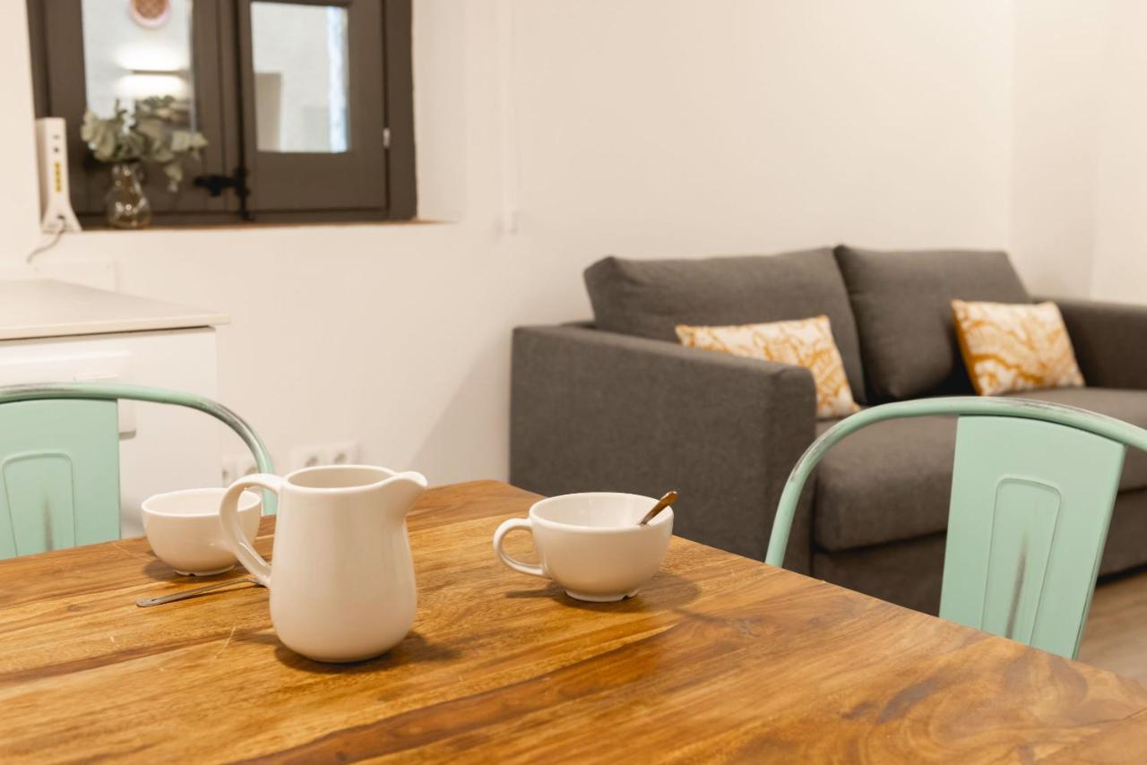 Bravissimo Cort Reial Entresol A Apartment Girona Bagian luar foto