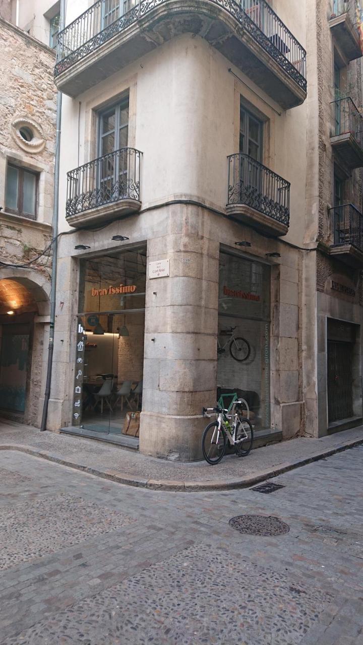 Bravissimo Cort Reial Entresol A Apartment Girona Bagian luar foto